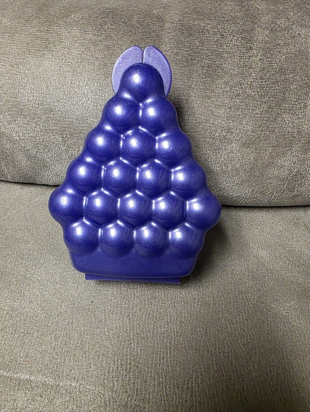 Tupperware purple grape-shaped "Forget Me Not" keeper container